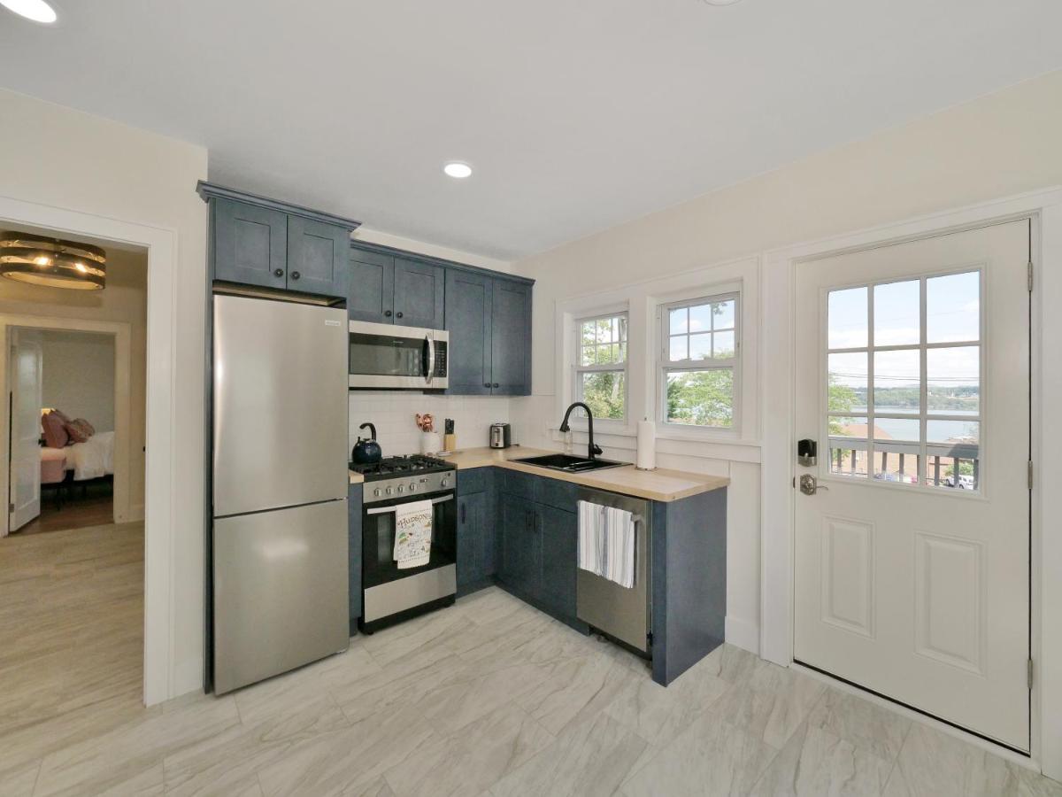 Deck View Of Hudson River & Mt Beacon / Boho Suite Newburgh Exterior photo